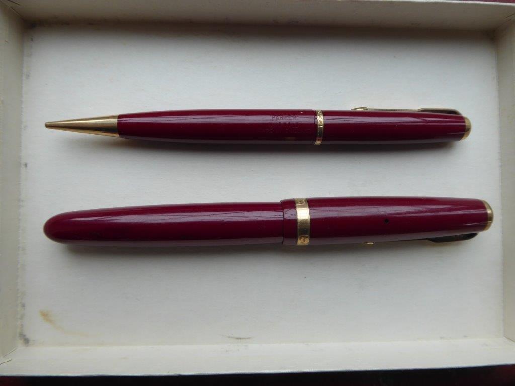 Vintage pen set